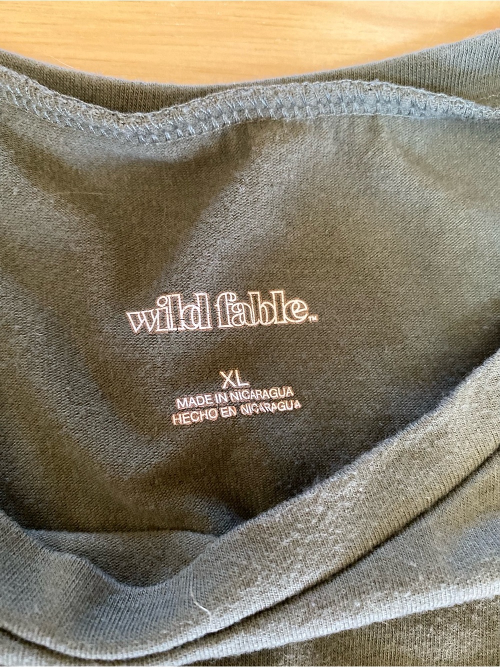 Cropped T-Shirts Lot of 3 Shirts Medium Cropped Tees Wild Fable Powerchill - Picture 5 of 10